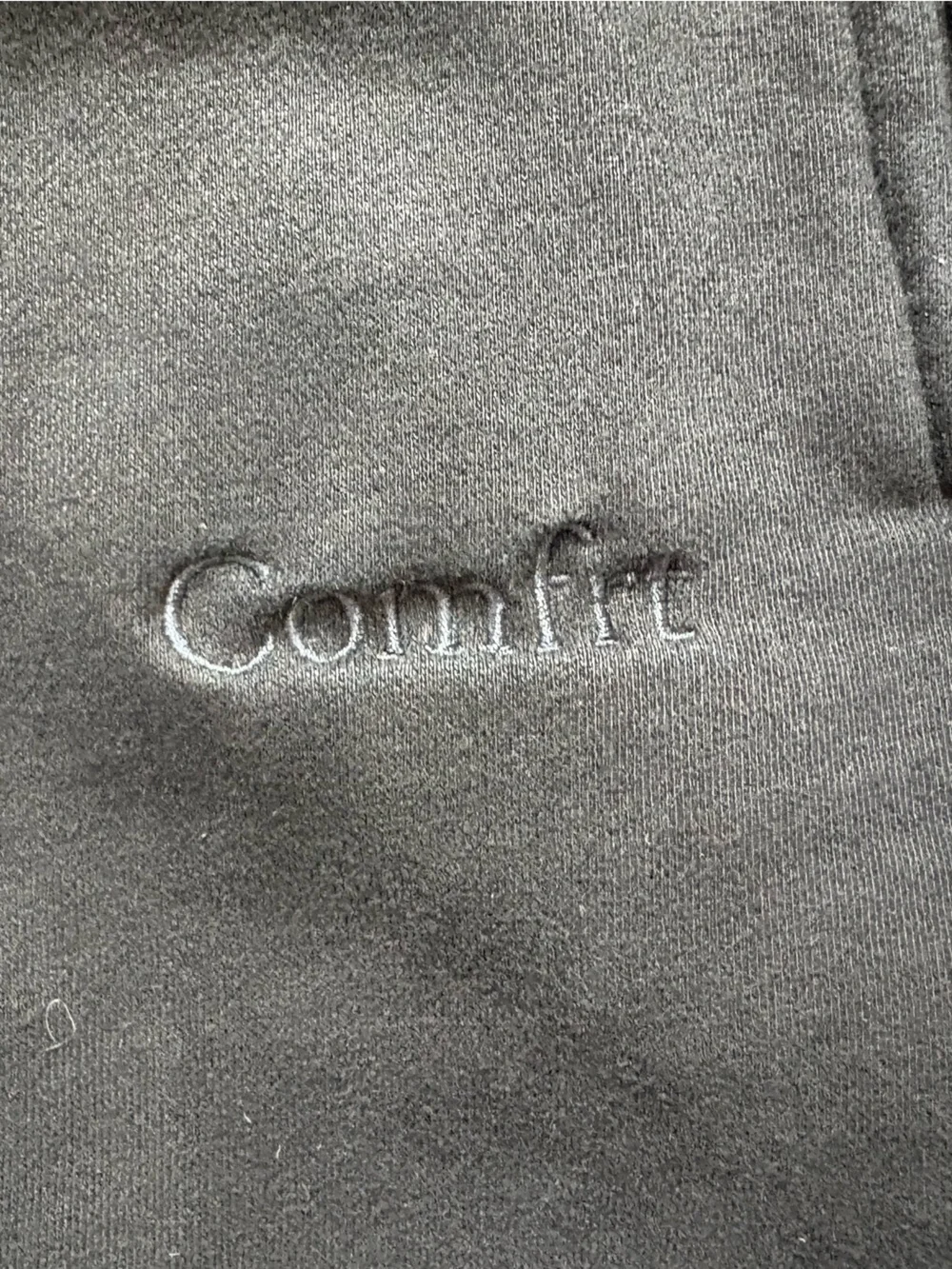 Women’s black Comfrt Signature sweatpants